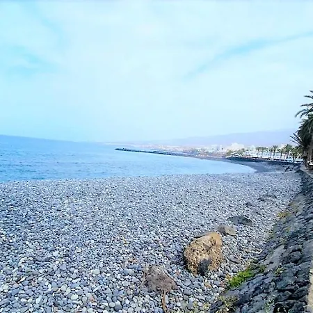 Enjoy The Sea And Pool In Playa De Americas