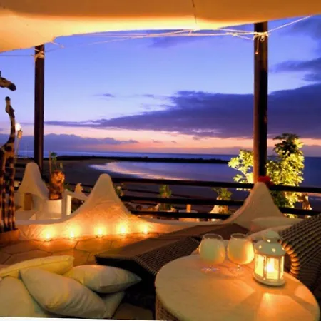 Enjoy The Sea And Pool In Playa De Americas Apartment *